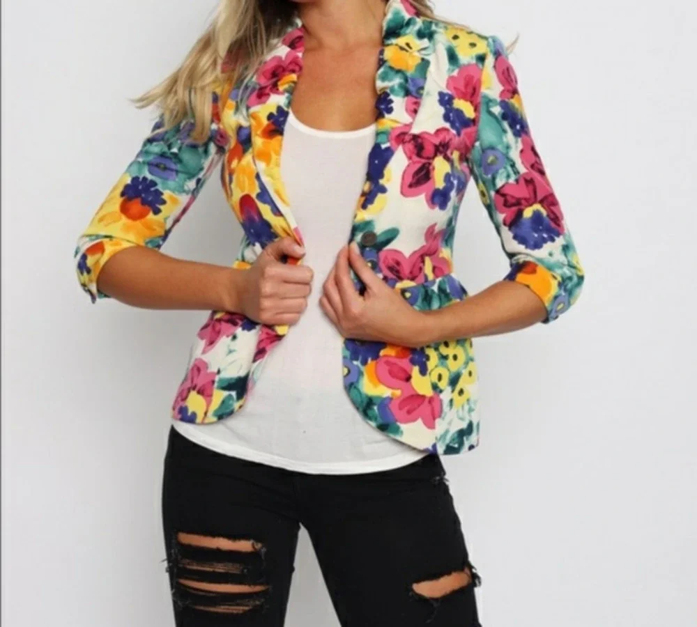 WALTER BAKER SILK WATERCOLOR FLORAL BLAZER - Picture 1 of 4